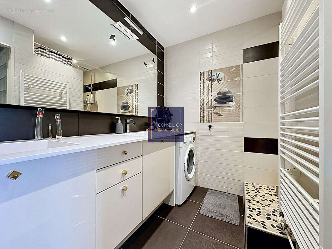 Appartement à BRIGNAIS