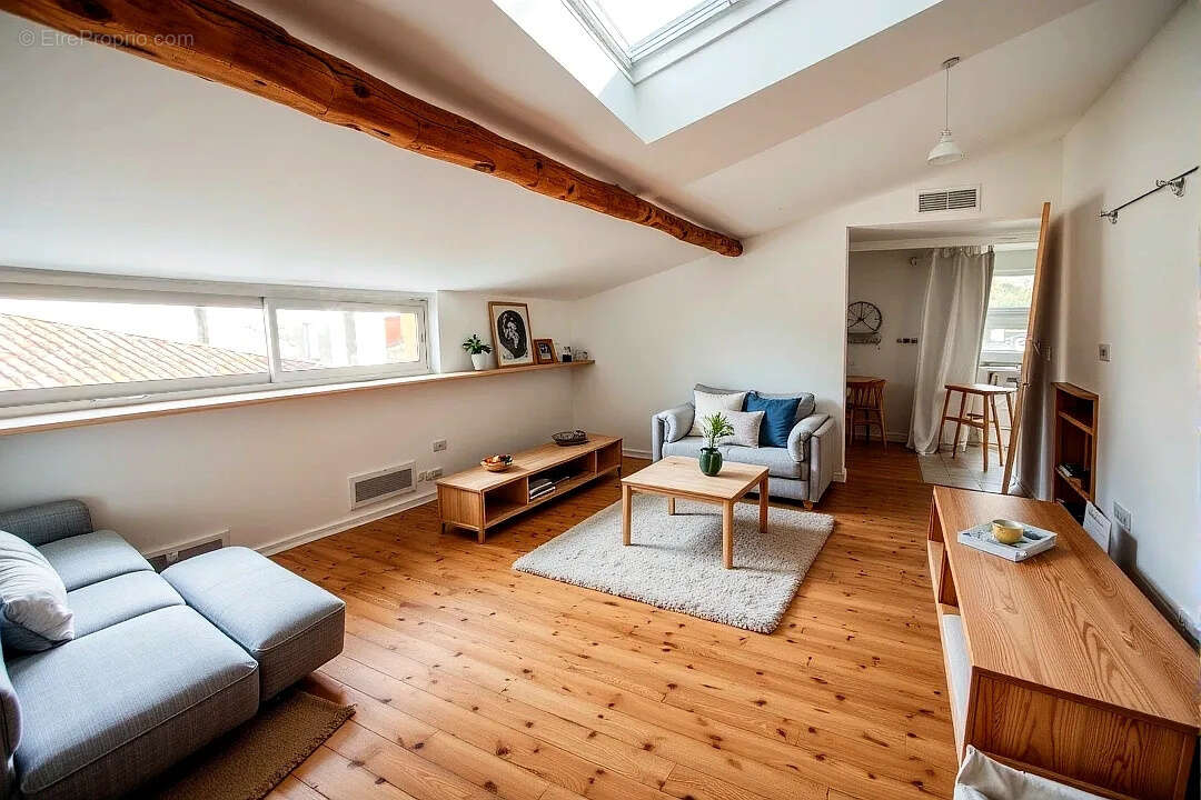 Appartement à BORDEAUX