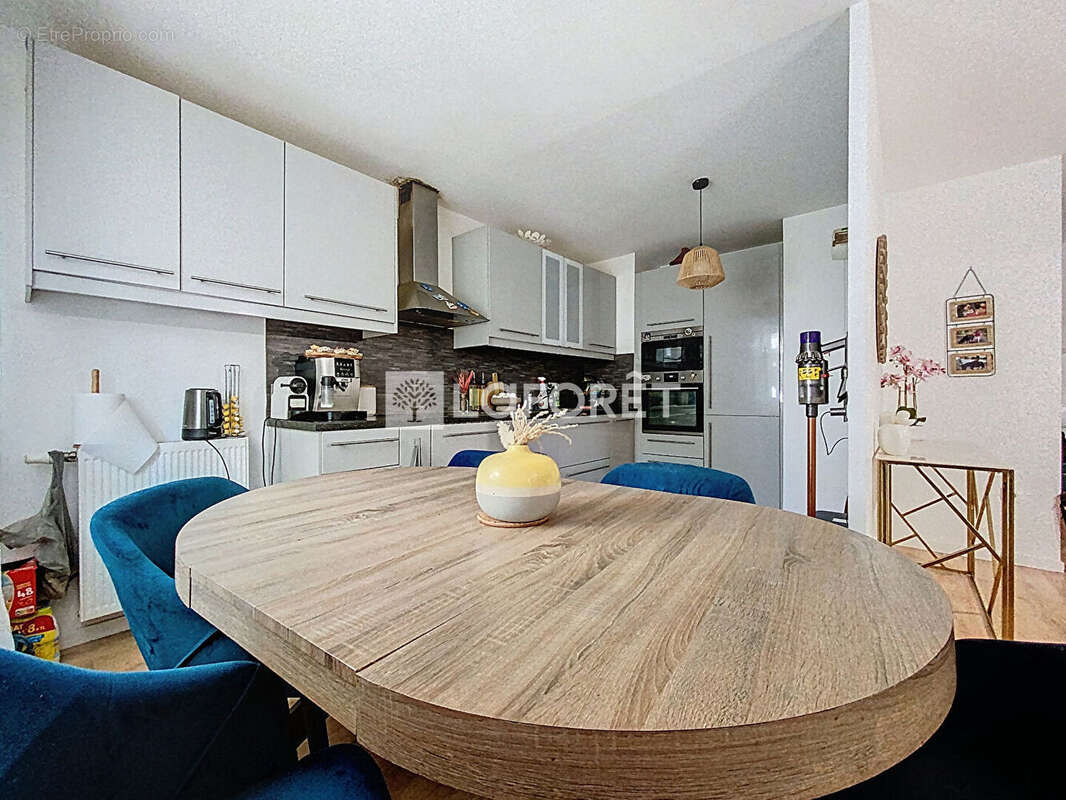 Appartement à LIMEIL-BREVANNES