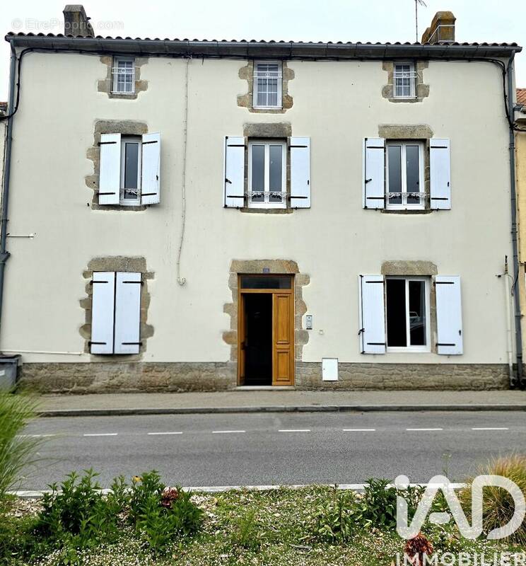 Photo 1 - Appartement à SALIGNY
