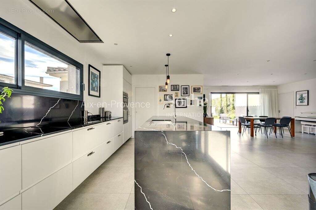 Maison à AIX-EN-PROVENCE