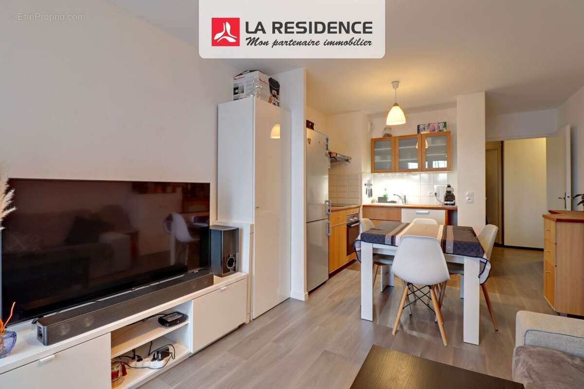 Appartement à JOUY-LE-MOUTIER