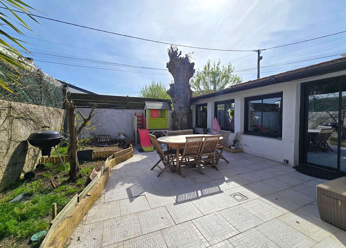 Maison à TARNOS