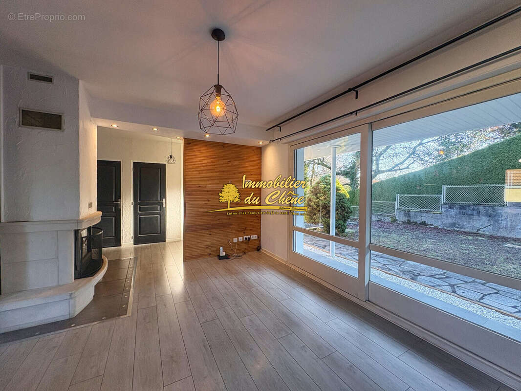 Maison à LUXEUIL-LES-BAINS