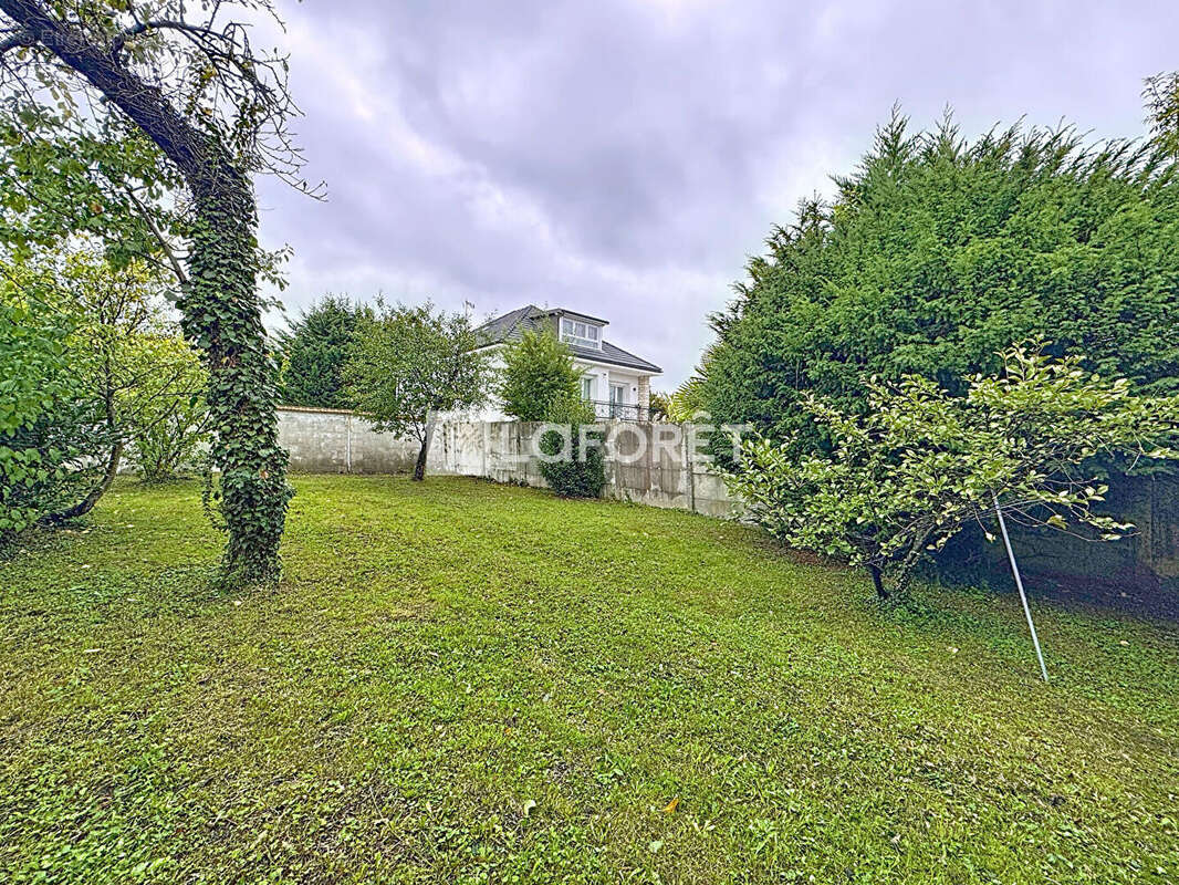 Maison à BONNEUIL-SUR-MARNE