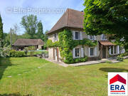 Maison à LES AVENIERES