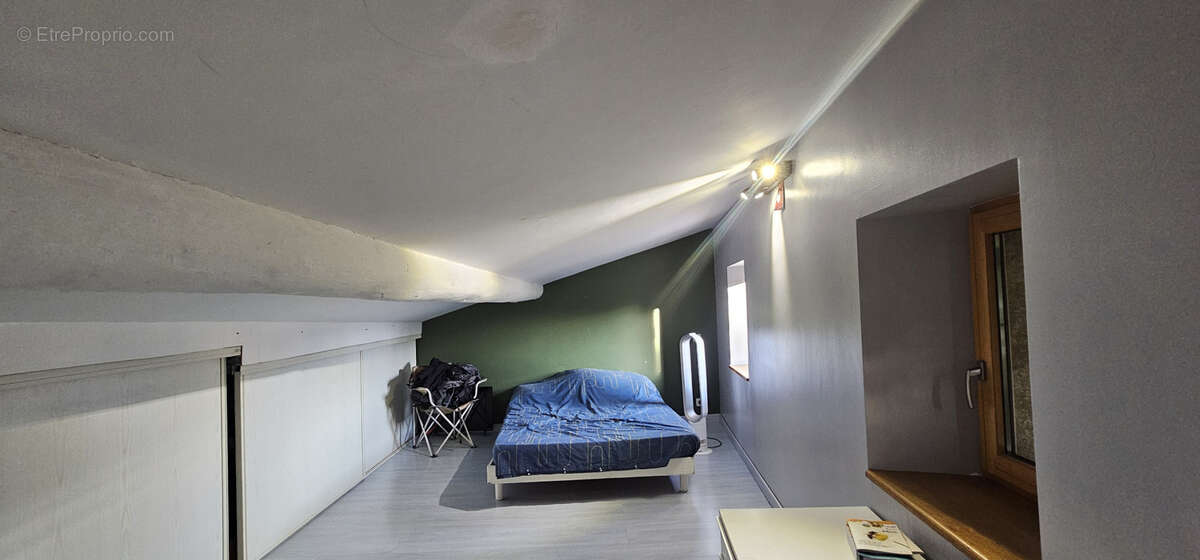 Maison à ETOILE-SUR-RHONE