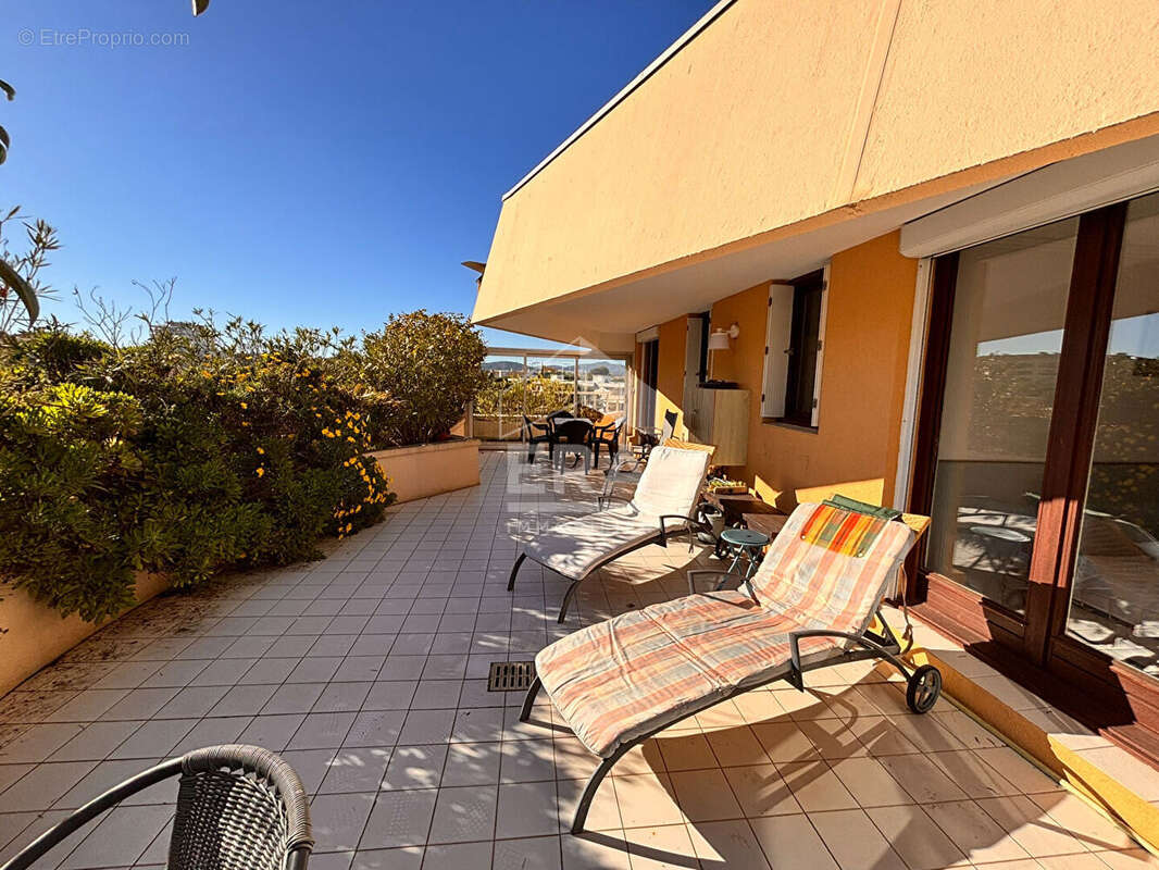 Appartement à FREJUS