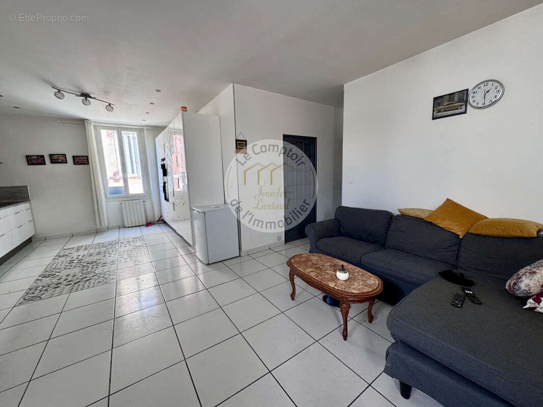 Appartement à MARSEILLE-16E