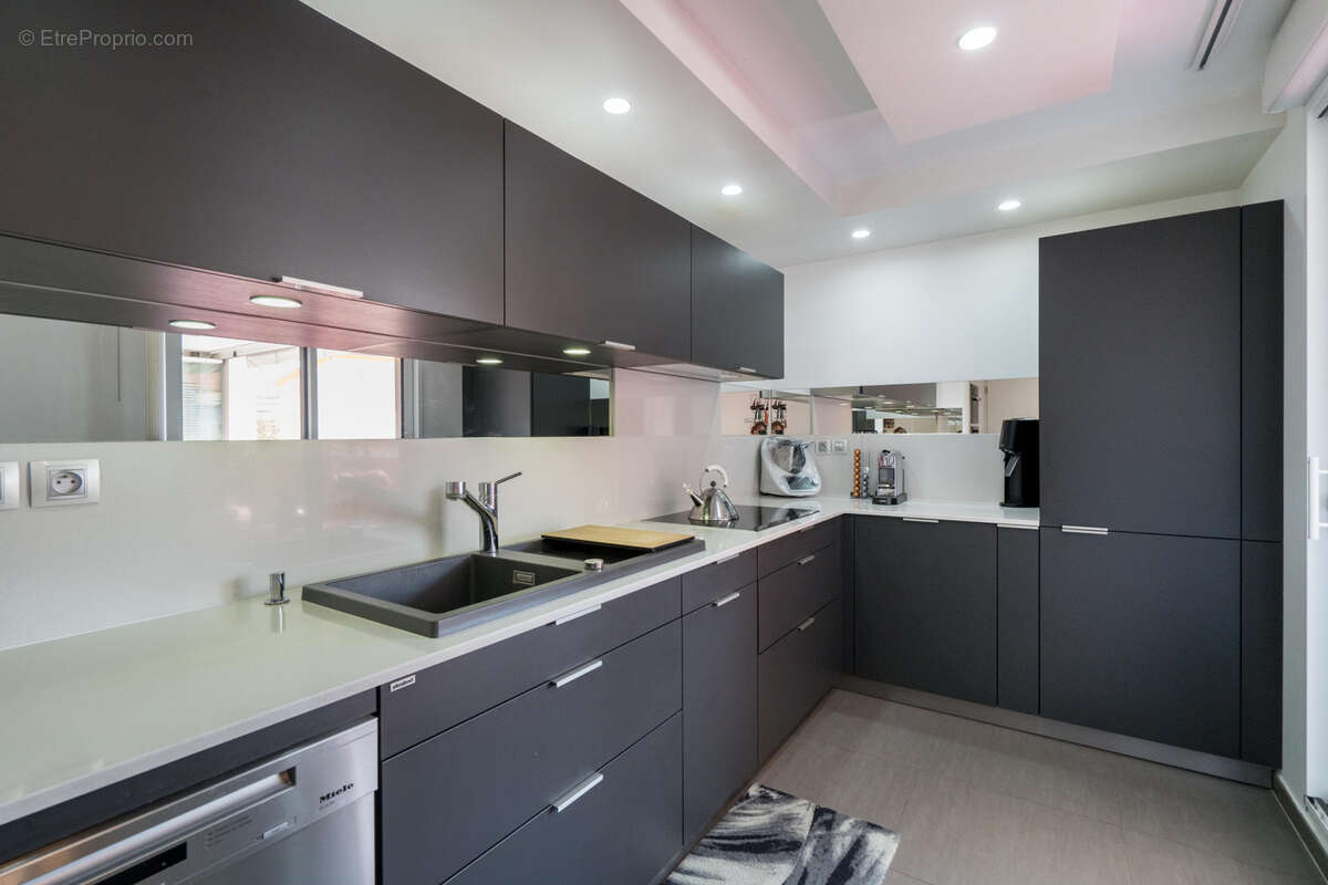 Appartement à HYERES