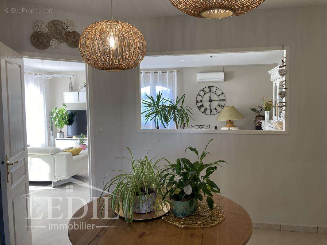 Maison à CASTELCULIER