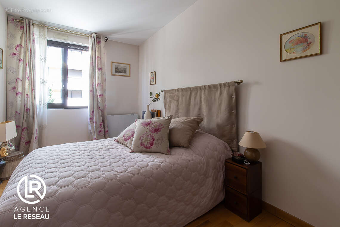 Appartement lumineux avec terrasse situé sur L'Ile de la Jatte - photo 9