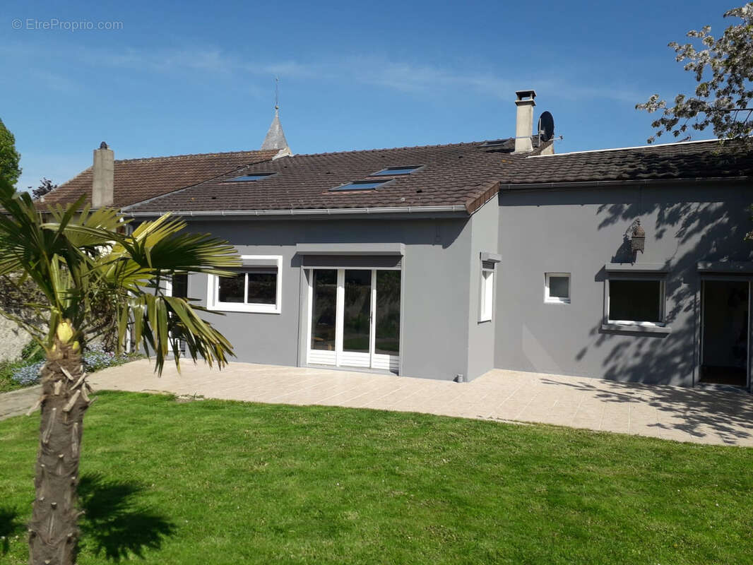 Maison à LES ALLUETS-LE-ROI