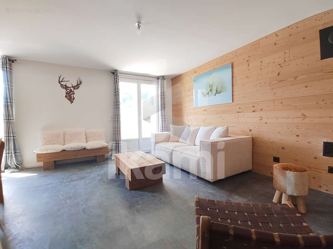 Appartement à LA MORTE