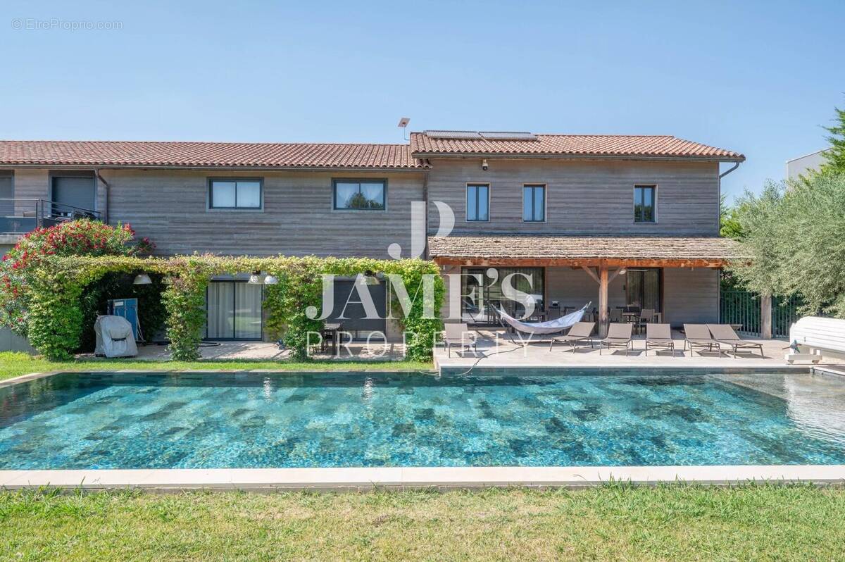 Maison à SAINT-REMY-DE-PROVENCE