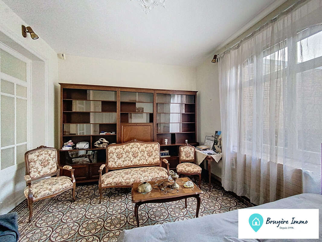 Maison à AULNOYE-AYMERIES