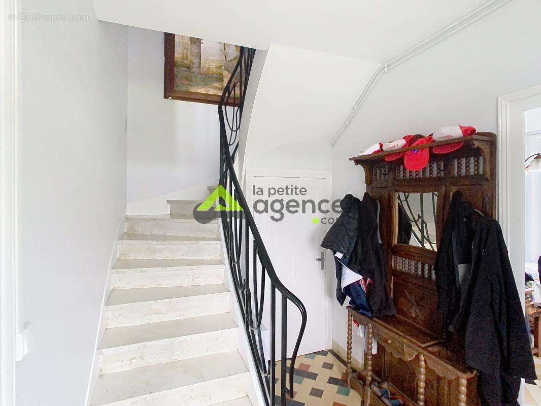 Maison à CHAMPAGNAT