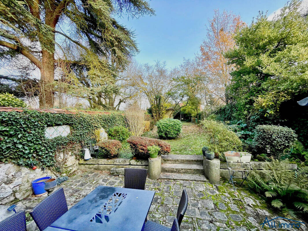 Maison à SUCY-EN-BRIE