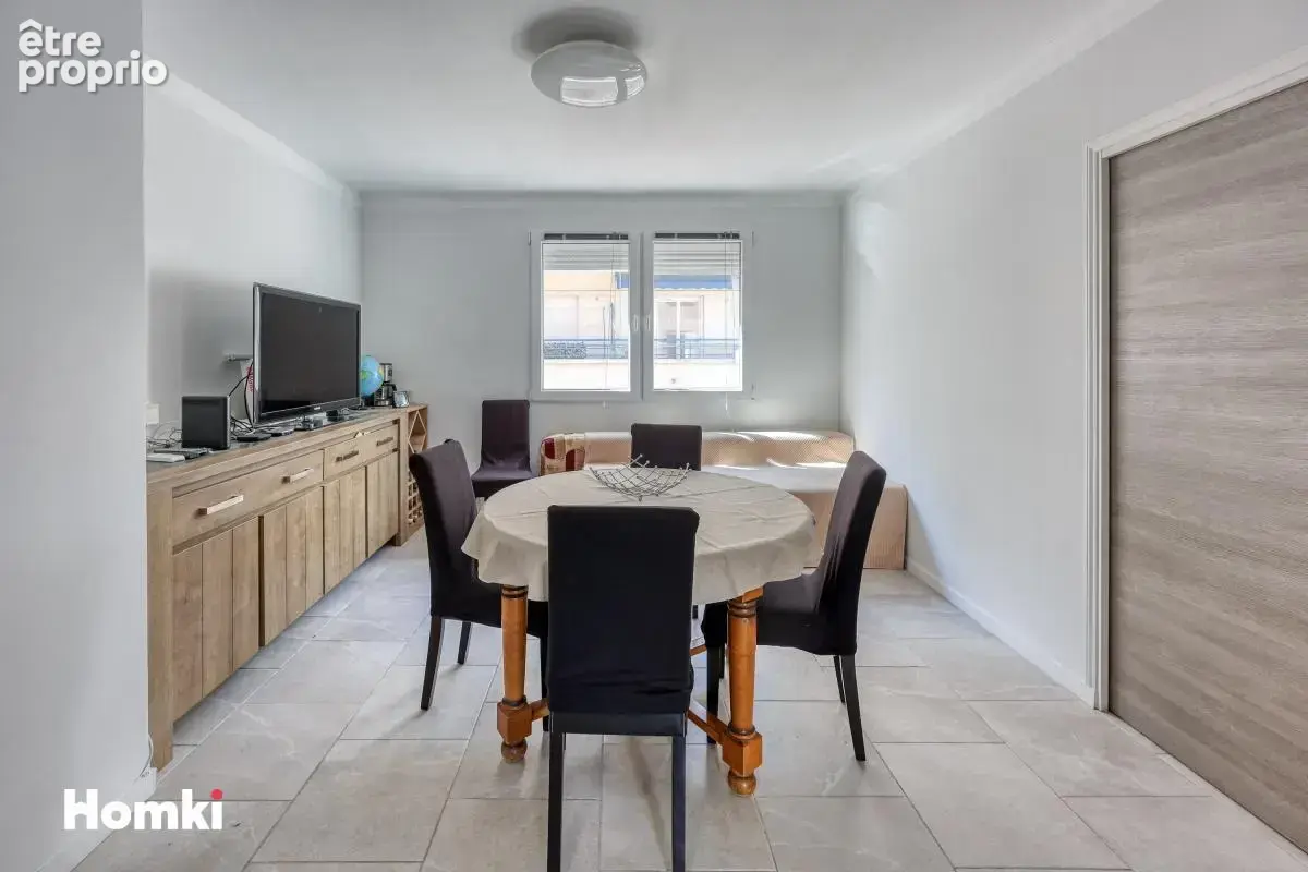 A vendre ! Appartement T3 traversant rénove avec balcon ascenseur et cellier ideal investissement ou résidence principale - photo 2
