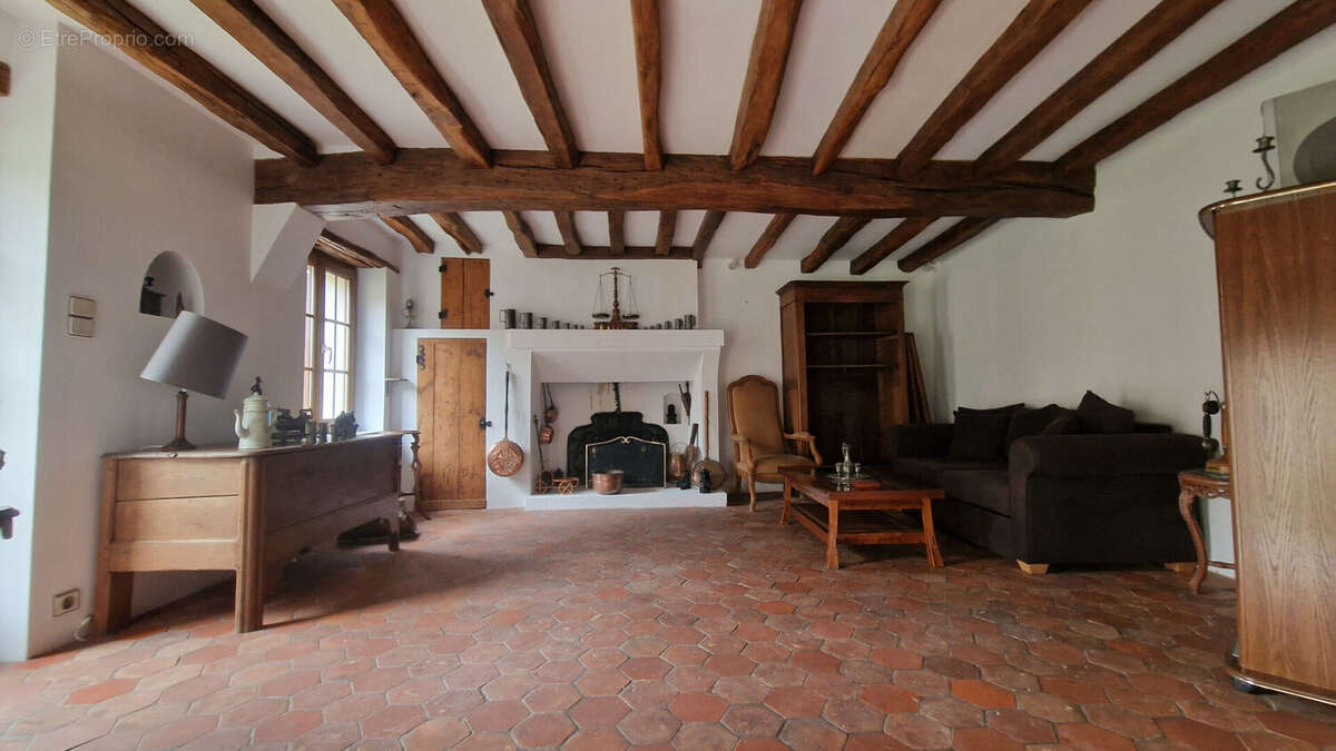 Maison à BUCHELAY