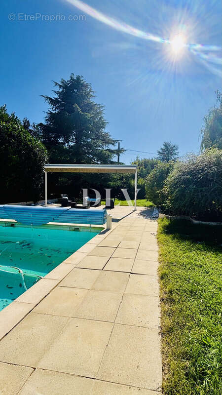 Maison à SAMOIS-SUR-SEINE