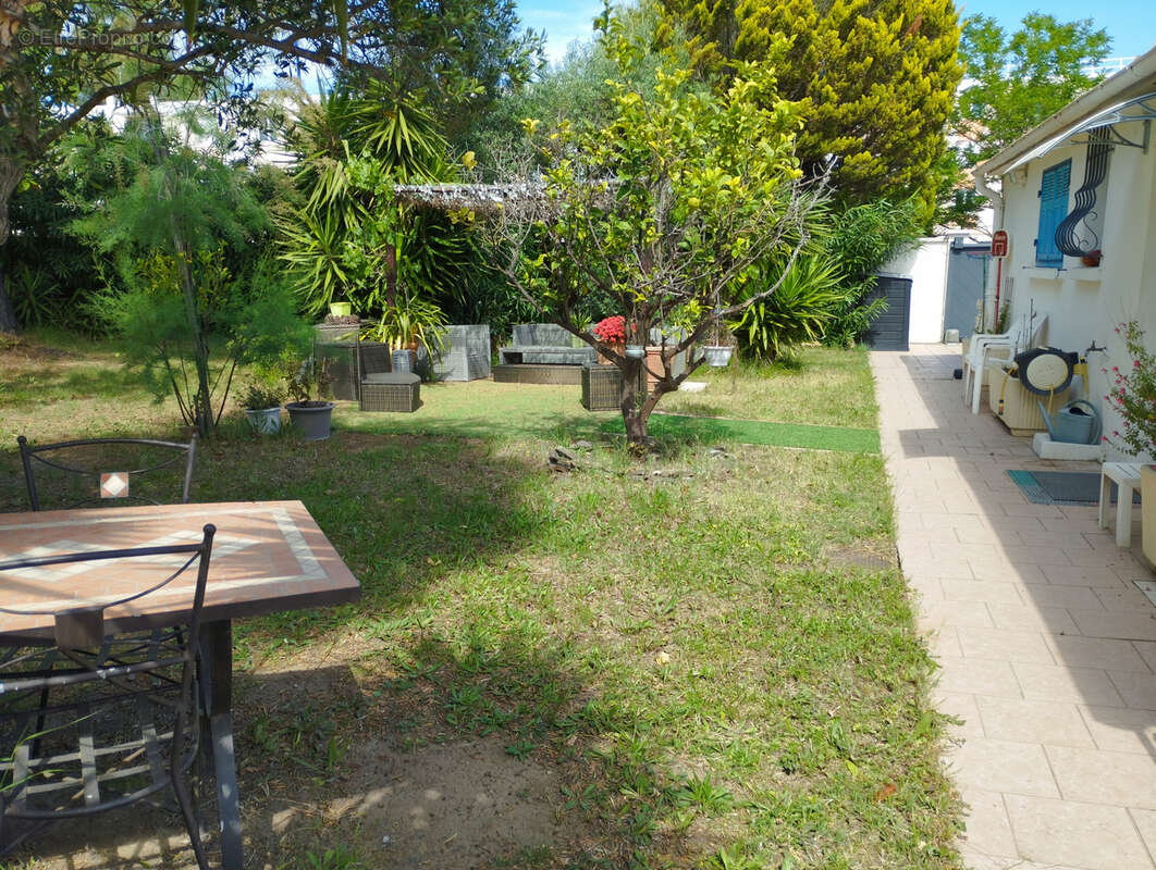 Maison à HYERES