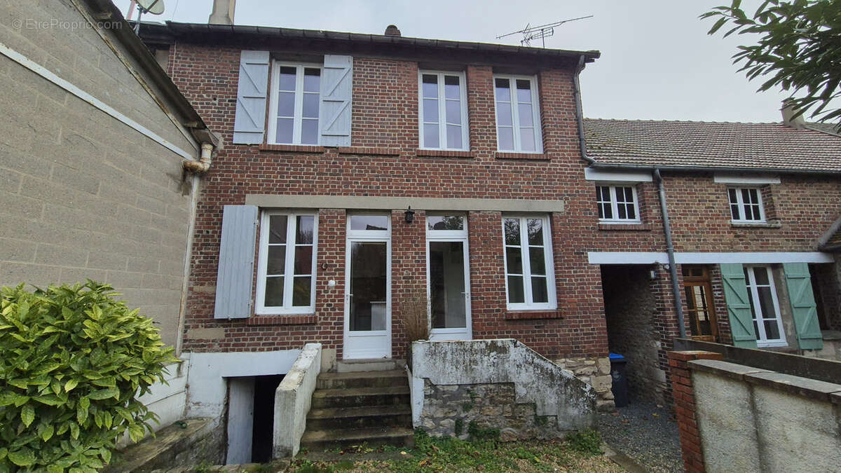Maison à CHARS