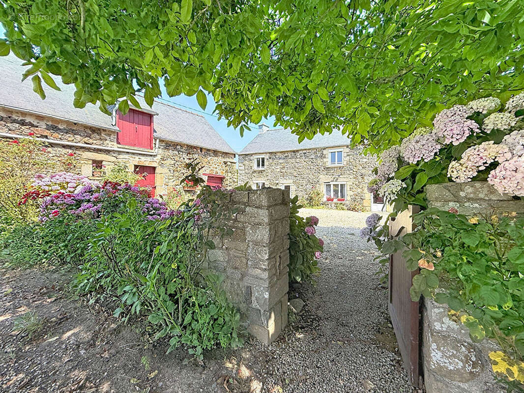Bien coup de coeur : ensemble immobilier de charme avec maison d'habitation et 4 gîtes - Pléboulle - photo 29