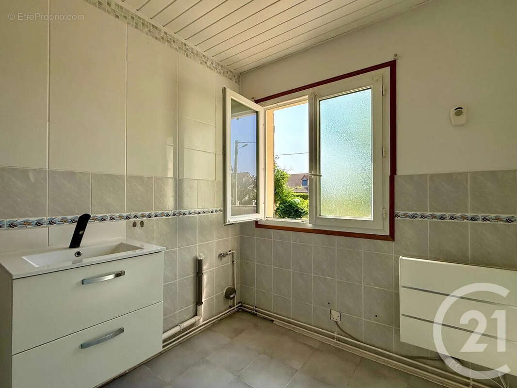 Maison 129 m² à Marcilly-Sur-Eure  - photo 8
