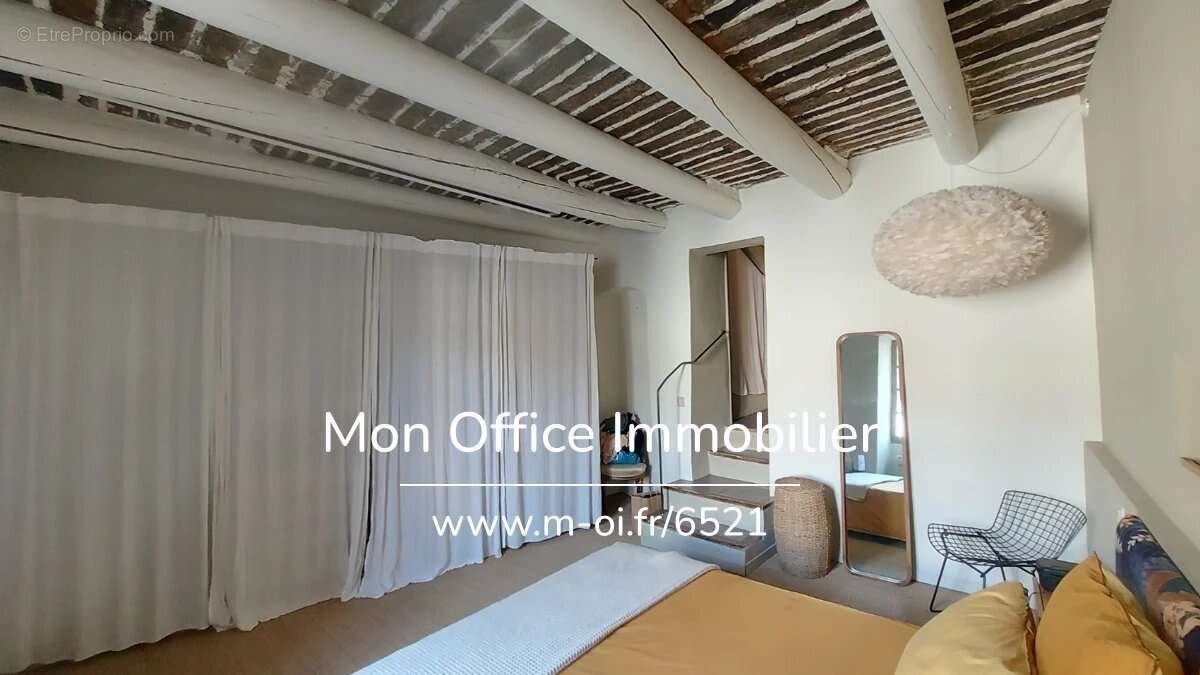 Maison à LOURMARIN