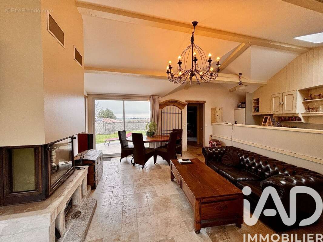 Photo 2 - Maison à ARVERT