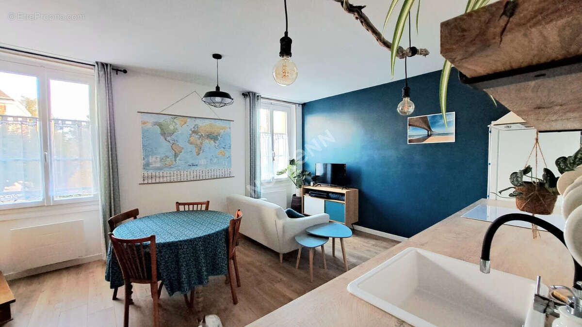 Appartement à ASNIERES-SUR-OISE