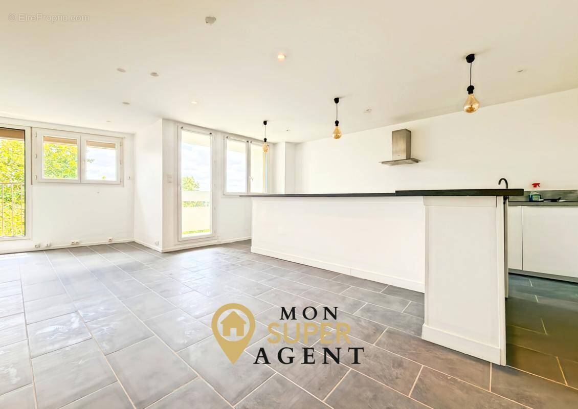 Appartement à MELUN