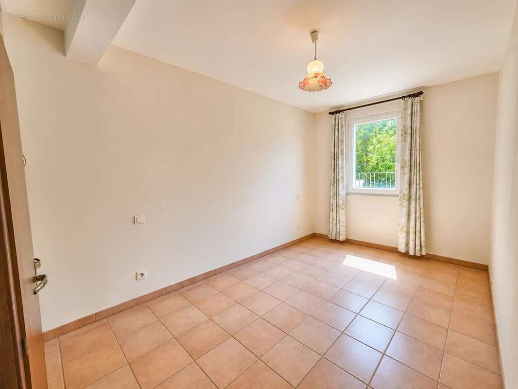 Maison 265 m² à Pernes-Les-Fontaines  - photo 9