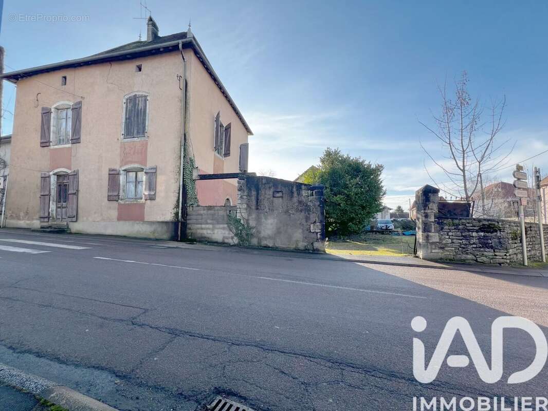 Maison 132 m² à Geneuille  - photo 3