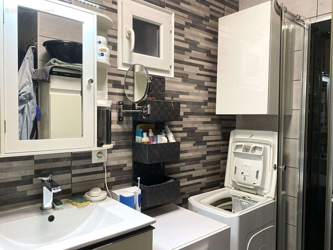Appartement à VENISSIEUX