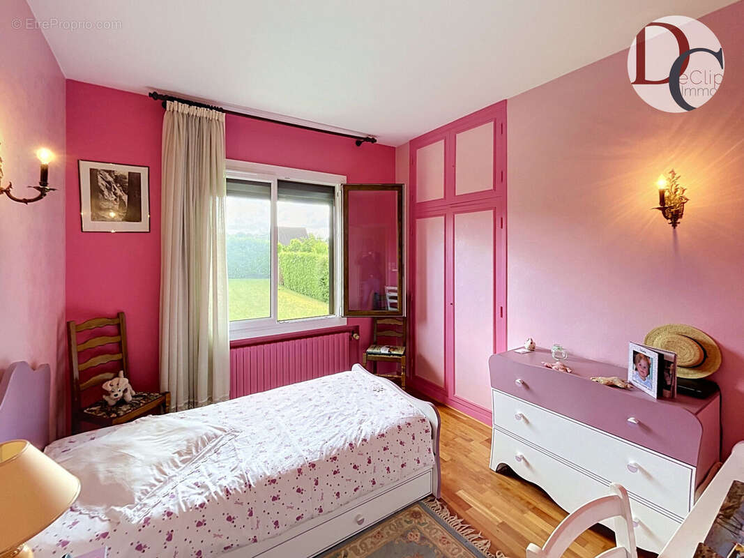 Maison 165 m² à Senlis  - photo 8
