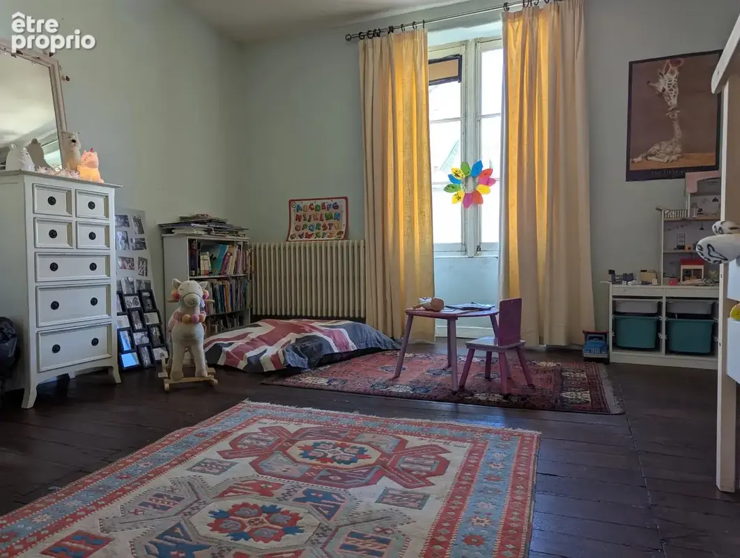 Deux propriétés de caractère au coeur de Montmorillon - photo 10