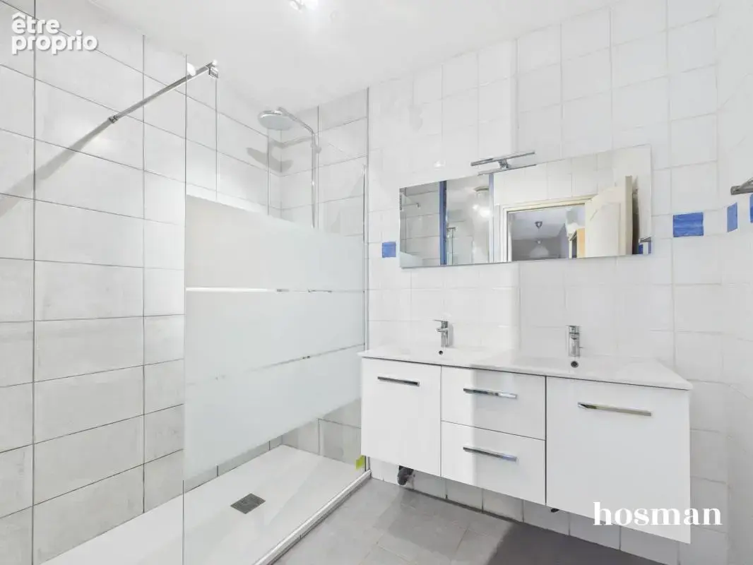 Appartement 4 pièces de 91 m² Carrez avec balcon de 8m2 et garage - Rue Frédéric Mistral/Place des Maisons Neuves - photo 11
