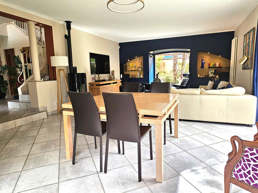 Maison à BOURGOIN-JALLIEU