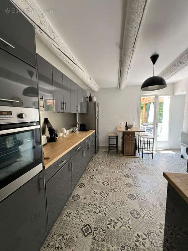 Maison à CADEROUSSE