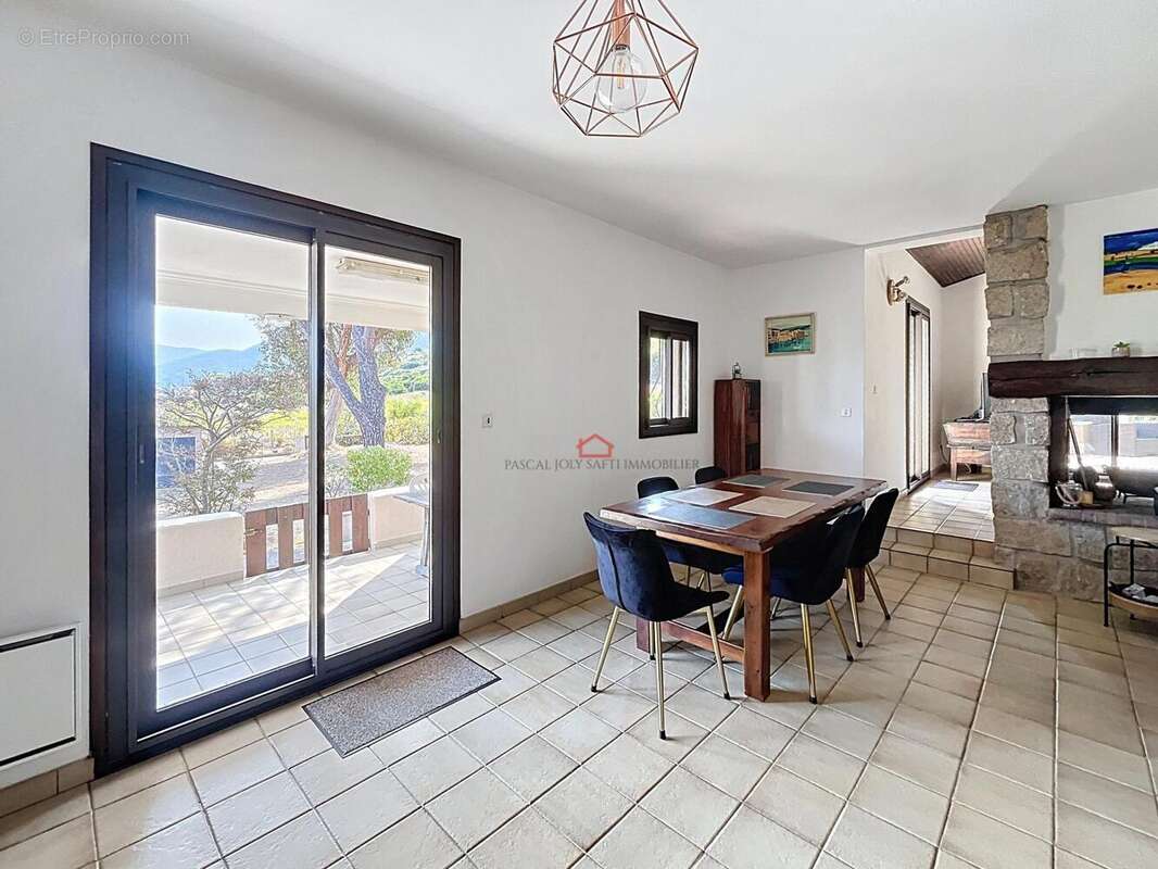 Photo 9 - Maison à CALCATOGGIO