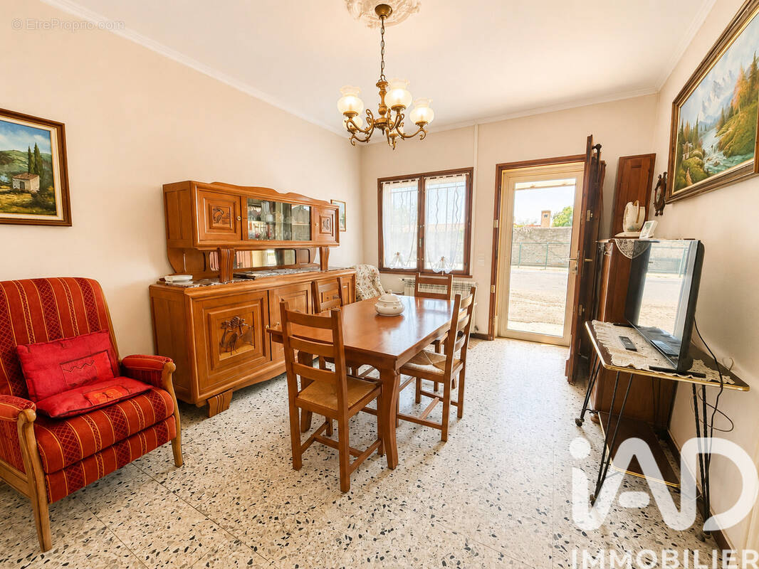Photo 1 - Maison à ESPONDEILHAN