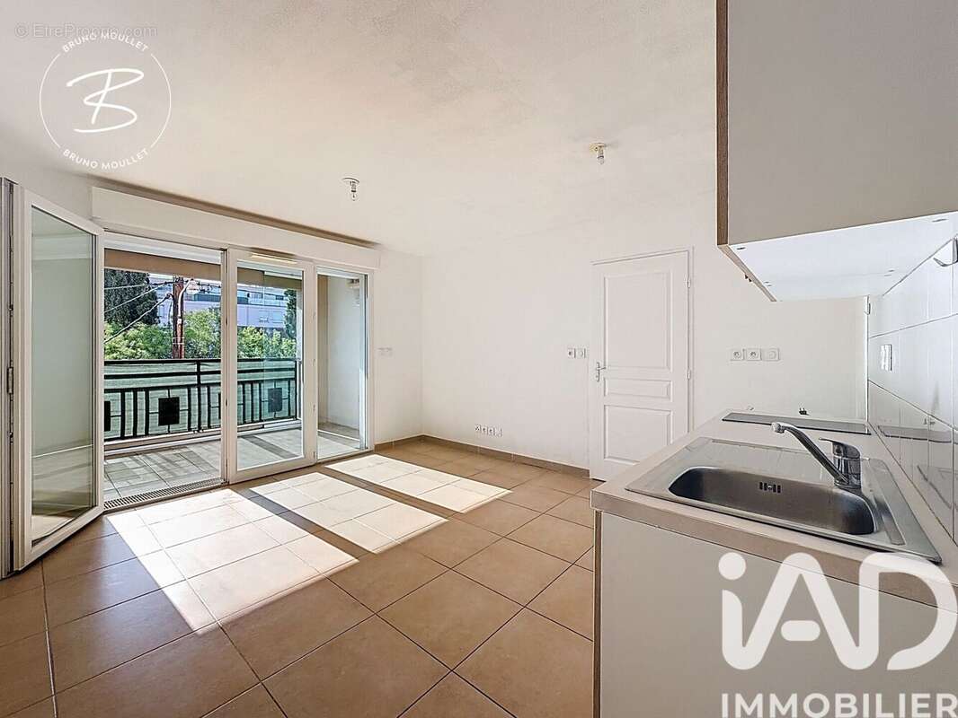 Photo 1 - Appartement à TOULON
