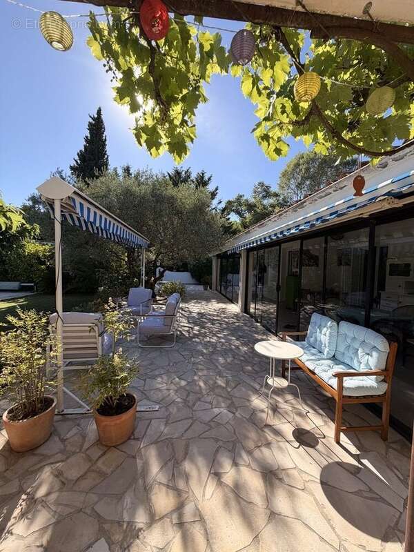 Maison à SALERNES