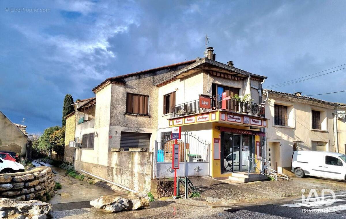 Photo 1 - Commerce à BEAUVOISIN