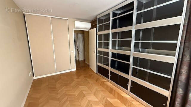 Appartement à LEVALLOIS-PERRET