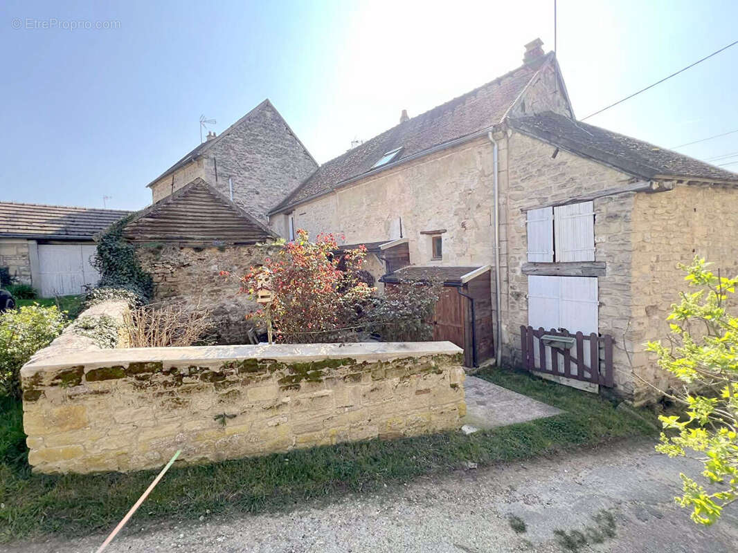 Maison à CHAUMONT-EN-VEXIN