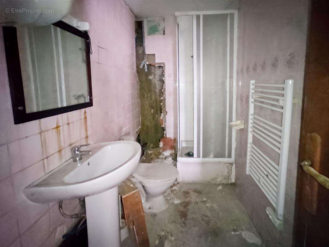 Appartement à SAINT-ASTIER