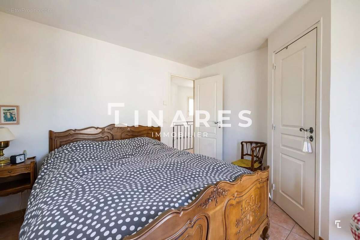 Appartement à MARSEILLE-11E